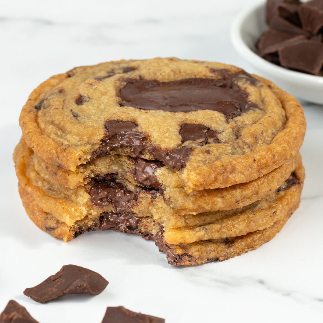 Chocolate Chip (4 cookies)